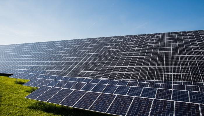 Hoe werken zonnepanelen